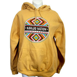 Prairie Mountain Navajo Nation Arizona Sweatshirt Size M